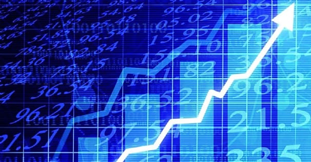 Au troisième trimestre, le chiffre d'affaires de Salesforce a progressé de 11 % par  [...]