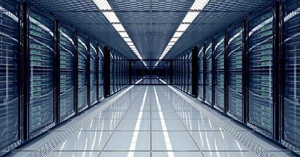 Hébergeurs web : quels services méritent vraiment leur réputation ?