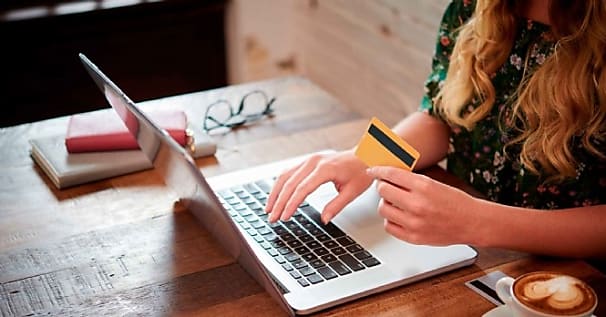 Le e-commerce séduit toujours autant les Français
