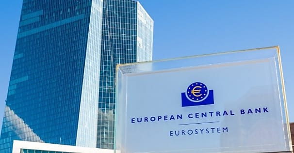 La BCE maintient son taux directeur inchangé à 2 %