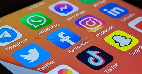 Twitter et la désinformation, WhatsApp et les entreprises, Instagram et sa nouvelle  [...]