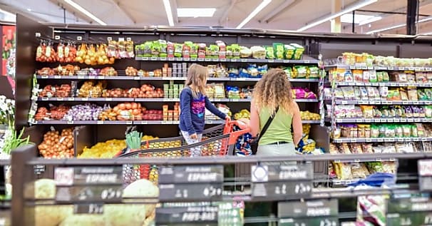 Les quatre tendances de la grande distribution en 2023