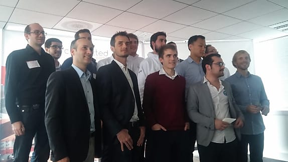 Les équipes des huit start-up sélectionnées pour la première saison du Connected Camp.