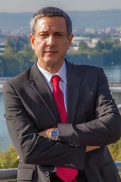 Christian Hiller - EMC