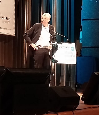 Michel Combes, dirigeant d'Alcatel-Lucent, est venu exposer sa vision d'un réseau convergent au DigiWorld Summit 2014.