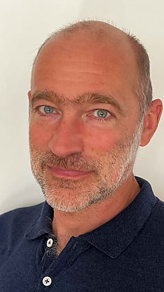 directeur avant-vente France, Italie & Iberia chez Opentext