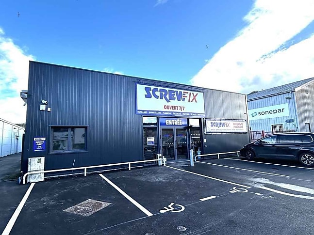 Screwfix - Saint Leonard