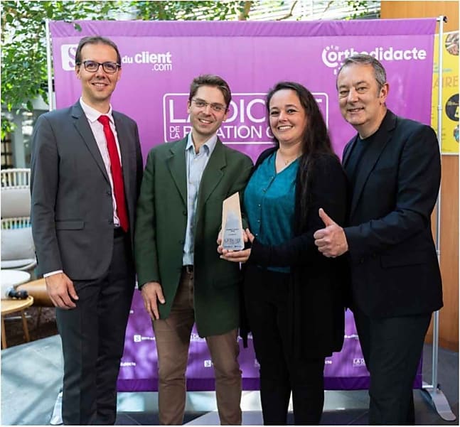 De gauche à droite : Guillaume Terrien, Sévérin Hamel et Nadège Clère (Stelliant relation client), Thierry Spencer (Sens du Client).