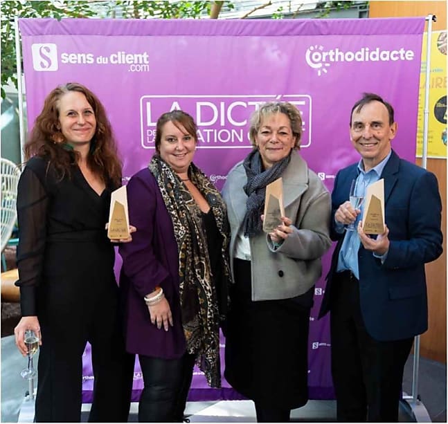 De gauche à droite : Caroline Adam (SP2C), Amélie Boiste et Marie-Catherine Laurent (Tête-à-Tête Relation client), Franck Legré (Bluelink).
