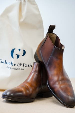Réparer les 300 millions de paires de chaussures jetées chaque année en  France, c'est possible !