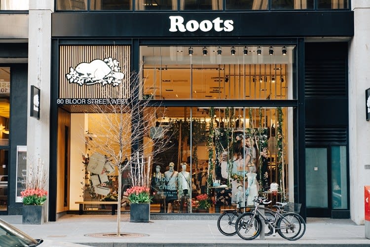 Magasin Roots sur Bloor St. in Toronto, le 7 mai 2015 - Wikipedia Common