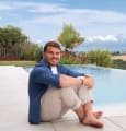[Coupe du monde de rugby] Antoine Dupont, nouvel ambassadeur des Piscines Carré Bleu