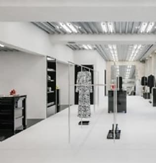 The Kooples : une expérience client omnicanale d'exception dans le nouveau flagship des Champs-Elysées