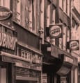 Comment le franchiseur doit-il aider ses franchisés ?