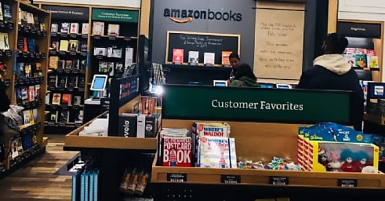 Amazon va fermer ses 68 magasins '4 Star' et librairies