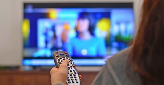 Baisse de la durée d'écoute du média TV en 2022