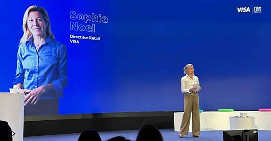 Sophie Noel, directrice retail de Visa, sur la scène du One to One Monaco
