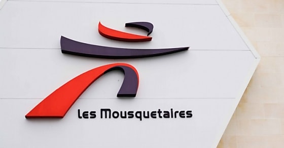Bordeaux , Aquitaine / France - 03 11 2020 : les mousquetaires intermarché logo