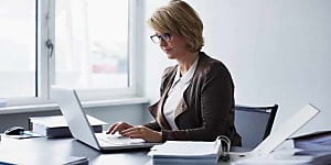 Comment les directeurs financiers prévoient-ils de financer les  [...]